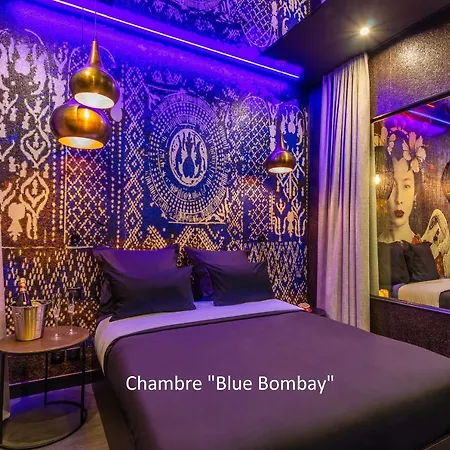 Avec Nuit Insolite Au Dandy Et Jacuzzi Privatise (adults Only) Paris