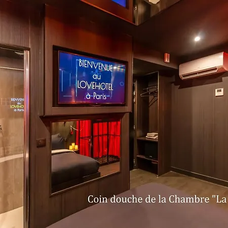Avec Nuit Insolite Au Dandy Et Jacuzzi Privatise (adults Only)