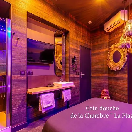 Avec Nuit Insolite Au Dandy Et Jacuzzi Privatise (adults Only)
