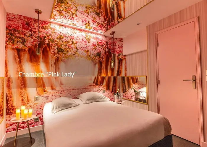 Avec Nuit Insolite Au Dandy Et Jacuzzi Privatise (adults Only) מלון אהבה *