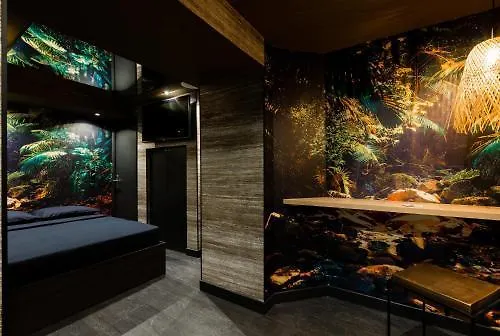 מלון אהבה Avec Nuit Insolite Au Dandy Et Jacuzzi Privatise (adults Only)