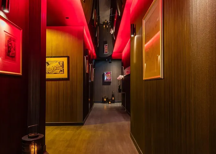 Avec Nuit Insolite Au Dandy Et Jacuzzi Privatise (adults Only)