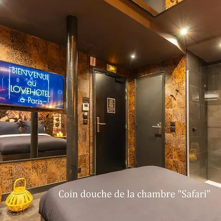 Avec Nuit Insolite Au Dandy Et Jacuzzi Privatise (adults Only) Romantiskt hotell Paris
